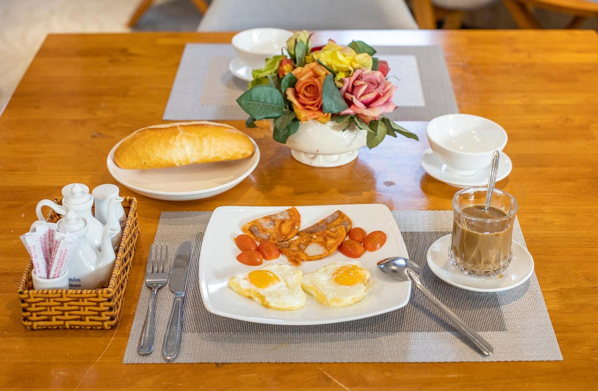 Pham Gia Villa & Hotel Dalat エクステリア 写真